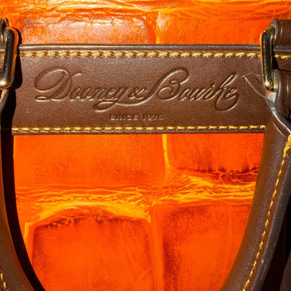 EUC Dooney & Bourke Caiman Camilla Croc-Embossed Leather Tote Bag - Picture 16 of 16